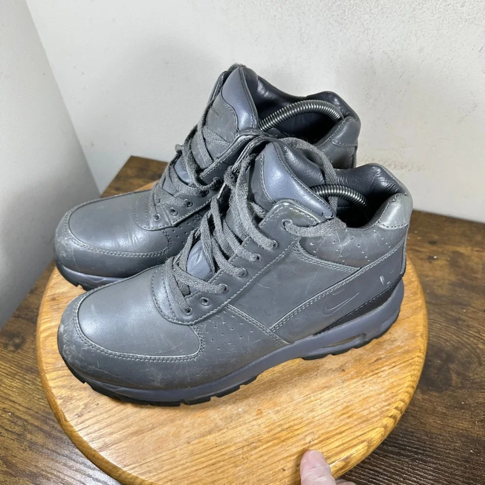 Nike ACG Air Max Goadome Dark Grey Leather Hiking Boots Men 9 865031-009 2011